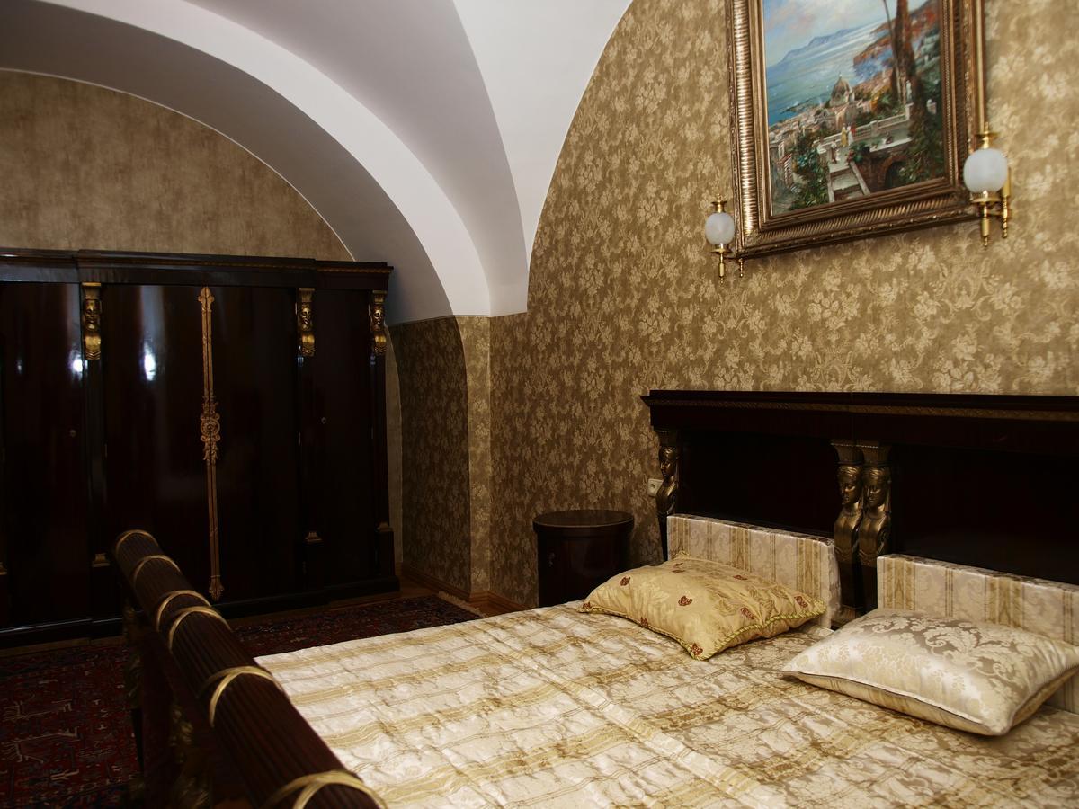 Zamek Svetla Nad Sazavou Hotell Exteriör bild